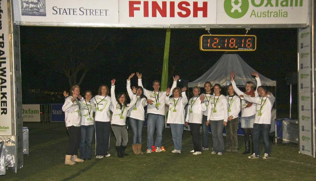 GB-_119-Finish Area - Volunteers.jpg